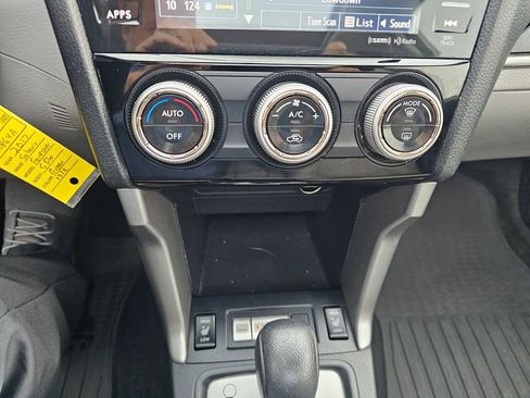 Used 2017 Subaru Forester 2.5i Limited image 22