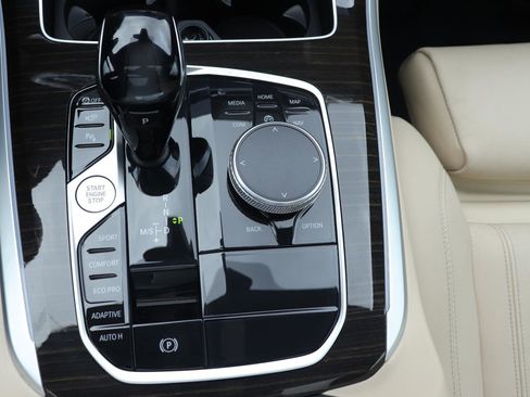 Used 2021 BMW X5 sDrive40i w/ Premium Package 2 image 39