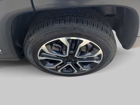 Used 2022 Jeep Compass Limited AWD/4WD image 32