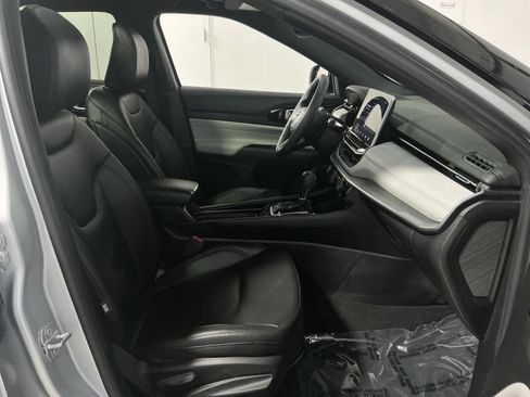 Used 2024 Jeep Compass Limited w/ Sun and Sound Group AWD/4WD image 27
