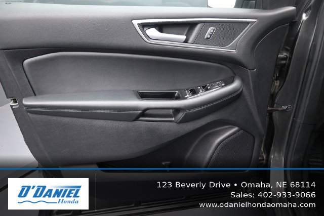 Used 2019 Ford Edge SEL w/ Equipment Group 201A AWD/4WD image 23