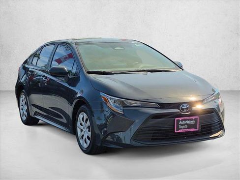Used 2024 Toyota Corolla LE FWD image 3