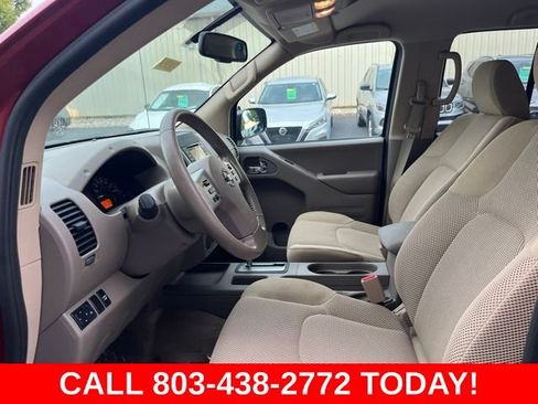 Used 2018 Nissan Frontier SV w/ Value Truck Package RWD image 7