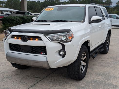 Used 2021 Toyota 4Runner TRD Off-Road Premium w/ Moonroof Package image 2