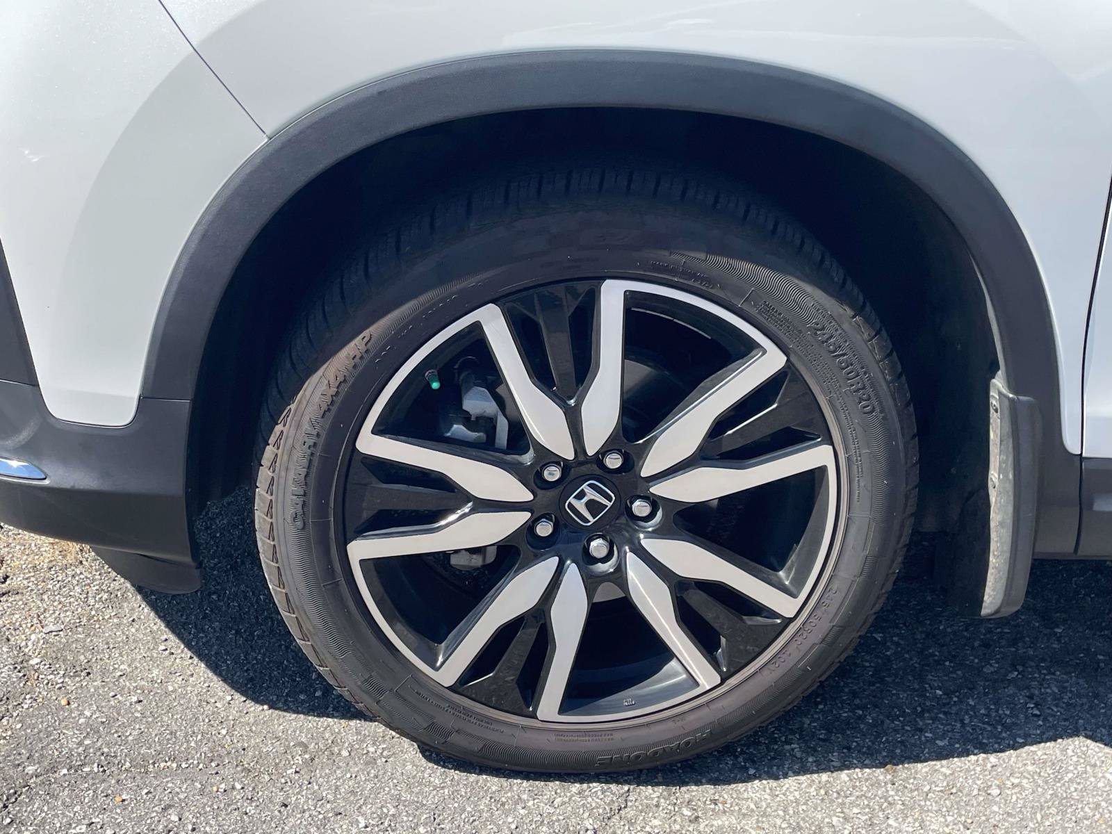 Used 2022 Honda Pilot Touring image 4