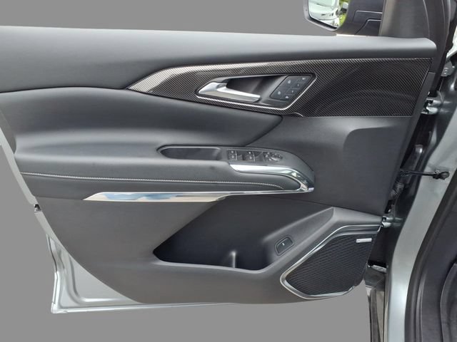 Used 2026 Chevrolet Traverse High Country w/ LPO, Floor Liner Package AWD/4WD image 16