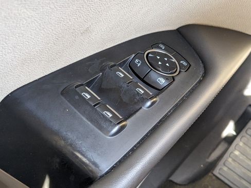 Used 2020 Lincoln Nautilus FWD w/ Equipment Group 101A image 26