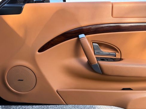 Used 2013 Maserati GranTurismo Sport image 38