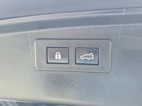 Used 2021 Subaru Outback Onyx Edition XT w/ Popular Package #2 image 13