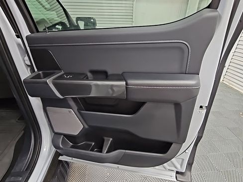 Used 2022 Ford F150 XLT w/ Equipment Group 302A High image 38