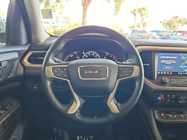 Certified 2023 GMC Acadia Denali w/ Denali Ultimate Package FWD image 12