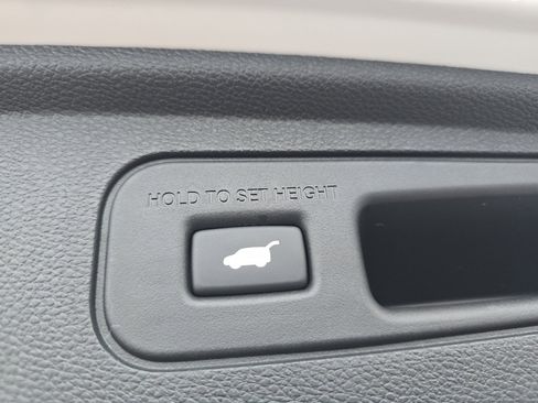 New 2026 Honda Odyssey Touring image 23