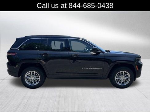 New 2026 Jeep Grand Cherokee Laredo X RWD image 4