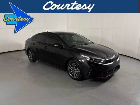 Used 2023 Kia Forte GT-Line w/ GT-Line Technology Package FWD image 1