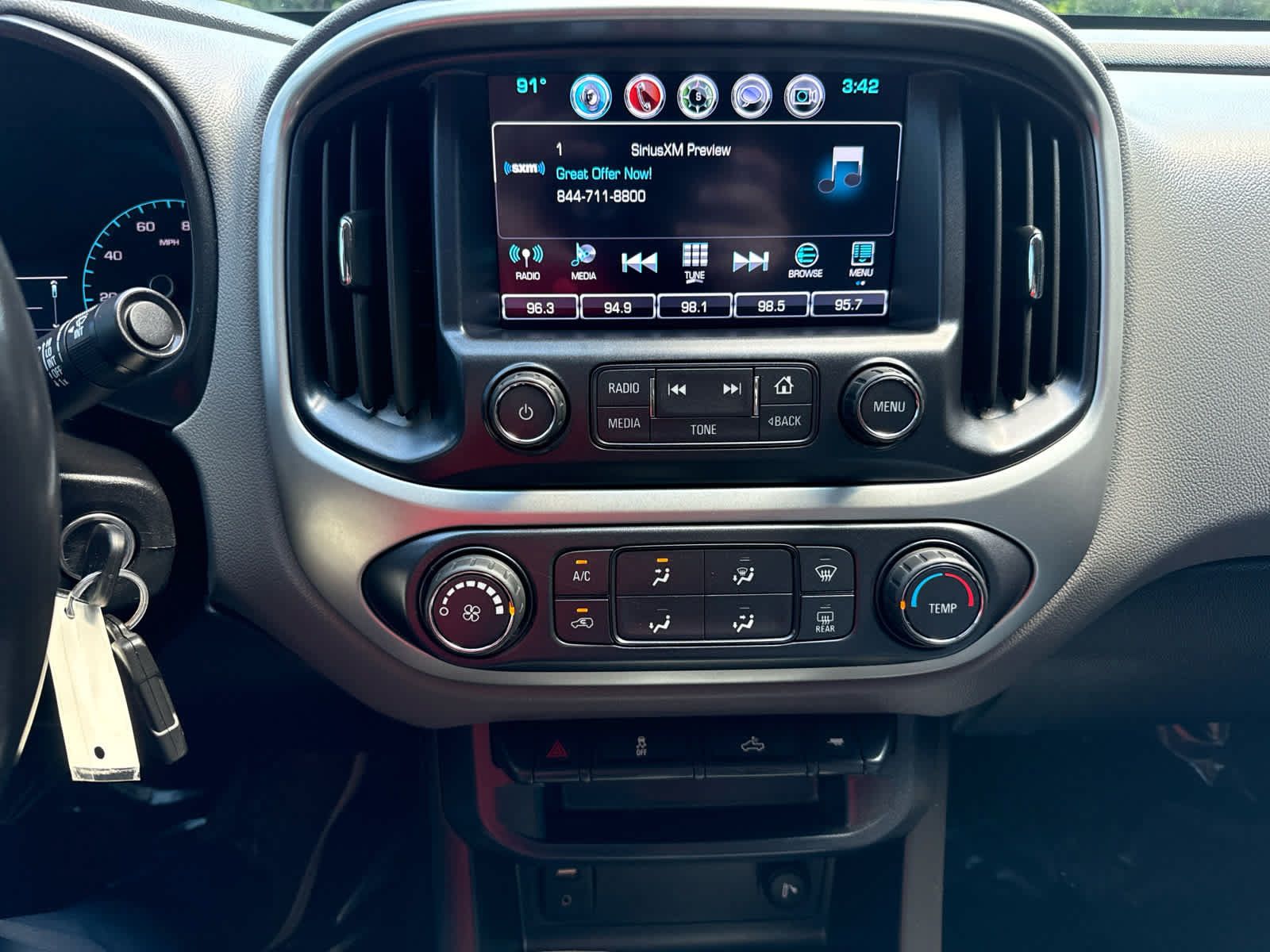 Used 2018 Chevrolet Colorado LT w/ LT Convenience Package RWD image 20