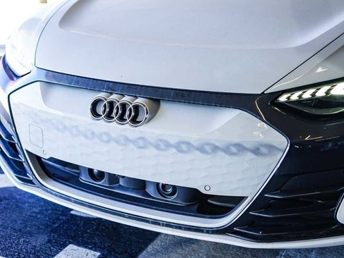 Used 2023 Audi e-tron GT Prestige w/ Prestige Package image 8