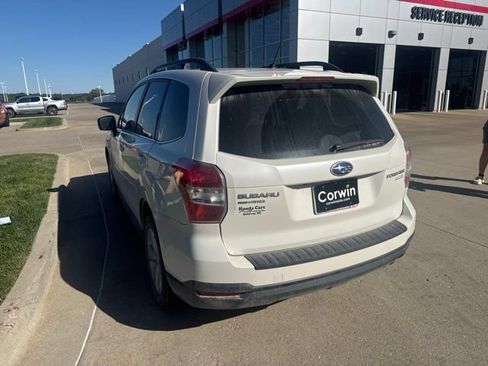 Used 2015 Subaru Forester 2.5i Limited AWD/4WD image 6