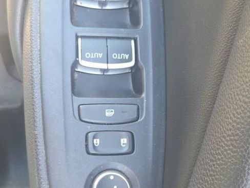 Used 2021 Honda Accord Sport image 18