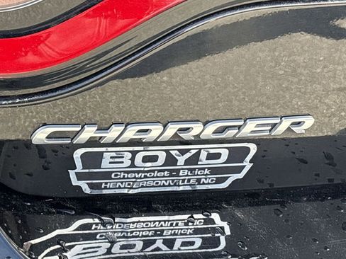 Used 2020 Dodge Charger SXT w/ Leather Interior Group image 31