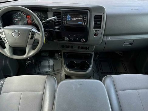 Used 2015 Nissan NV 3500 SV w/ Technology Package image 13