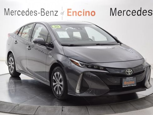 Used 2020 Toyota Prius Prime XLE FWD image 7