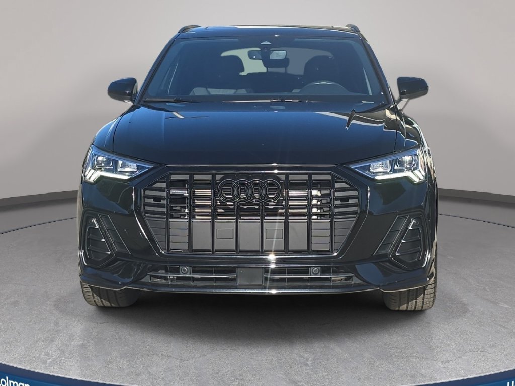 Used 2025 Audi Q3 2.0T Premium w/ Convenience Package AWD/4WD image 3
