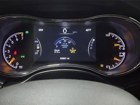 Used 2021 Jeep Grand Cherokee Limited image 10