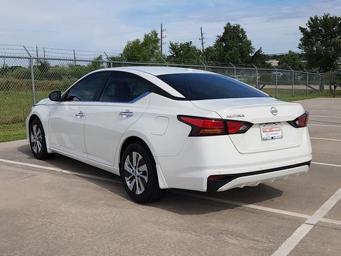 New 2025 Nissan Altima 2.5 S image 4