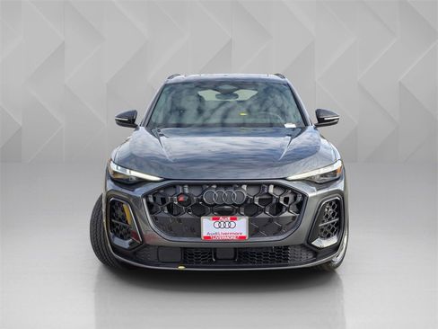 New 2025 Audi SQ5 Premium Plus image 2