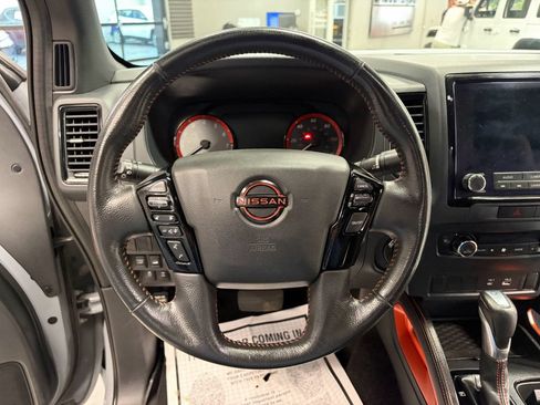 Used 2022 Nissan Frontier PRO-4X w/ Off-Road Protection Package AWD/4WD image 10