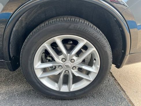 Used 2025 Dodge Durango GT AWD/4WD image 9