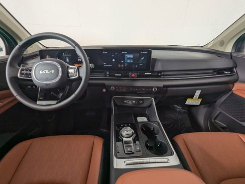 New 2026 Kia Carnival EX FWD image 14