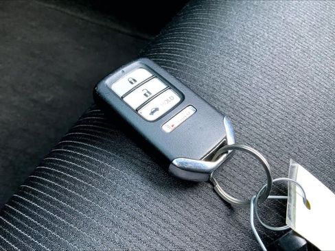 Used 2021 Honda Accord Sport image 14