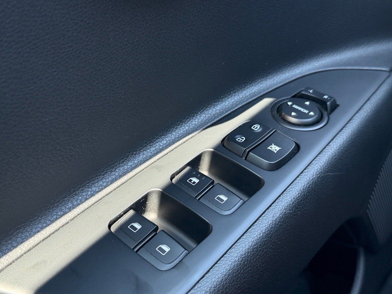 Used 2022 Kia Rio S w/ Technology Package FWD image 18
