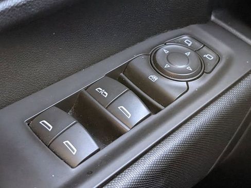 Used 2021 Chevrolet Silverado 1500 Custom RWD image 19