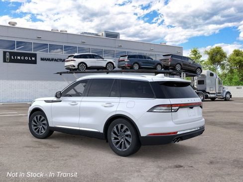 New 2026 Lincoln Aviator AWD image 3