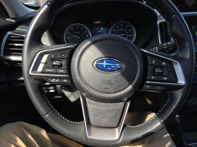 Used 2023 Subaru Forester Premium AWD/4WD image 3