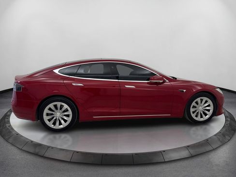 Used 2017 Tesla Model S 100D AWD/4WD image 4
