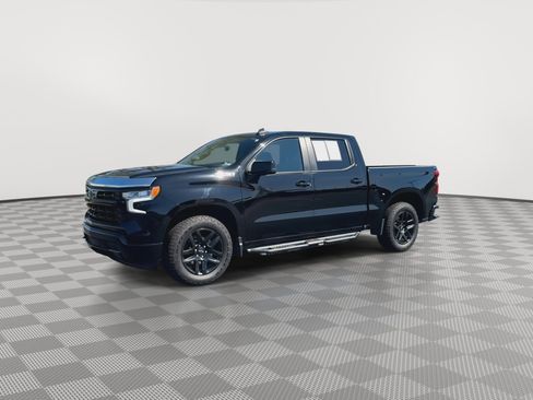 Used 2022 Chevrolet Silverado 1500 RST image 4