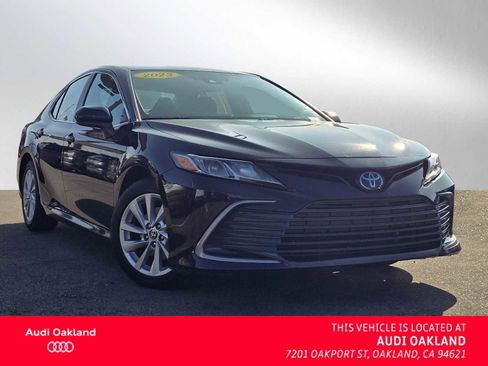 Used 2024 Toyota Camry LE image 1