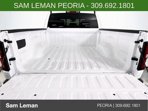 New 2026 RAM 1500 Express AWD/4WD image 23