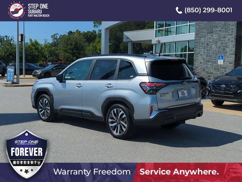 Used 2026 Subaru Forester Touring AWD/4WD image 5