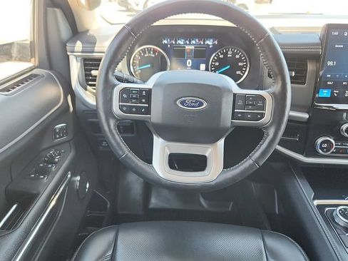 Certified 2024 Ford Expedition XLT AWD/4WD image 9