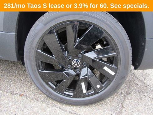 New 2024 Volkswagen Taos SE AWD/4WD image 7