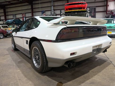 Used 1987 Pontiac Fiero GT RWD image 6
