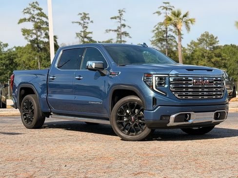 Used 2025 GMC Sierra 1500 Denali w/ Denali Reserve Package AWD/4WD image 2