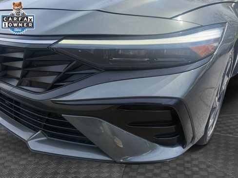 Used 2025 Hyundai Elantra SEL FWD image 22