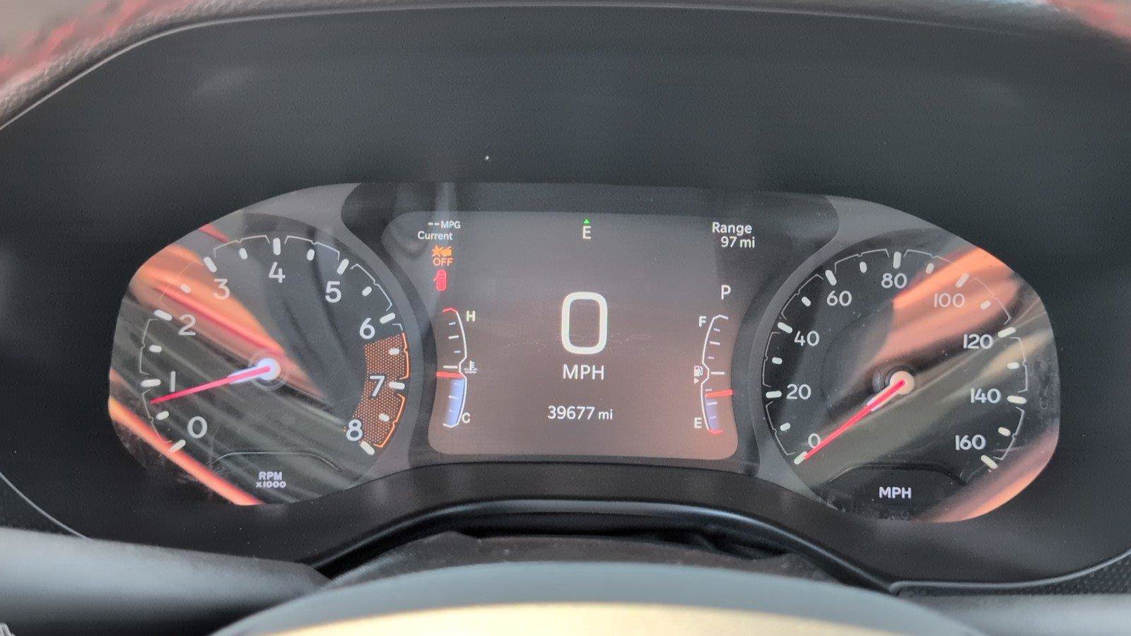 Used 2025 Jeep Compass Trailhawk AWD/4WD image 27