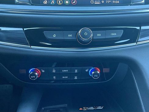 Used 2023 Buick Enclave Essence w/ Sport Touring Edition image 32