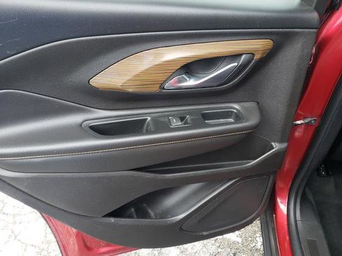 Used 2018 GMC Terrain SLE w/ Driver Convenience Package image 13